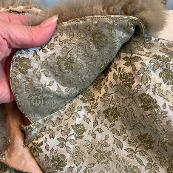 VTG Handmade Floral Tapestry Cropped Jacket with Faux Fur Collar - Picture 7 of 8